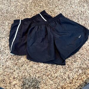 Girls Nike dri-fit short XL< 2pk>